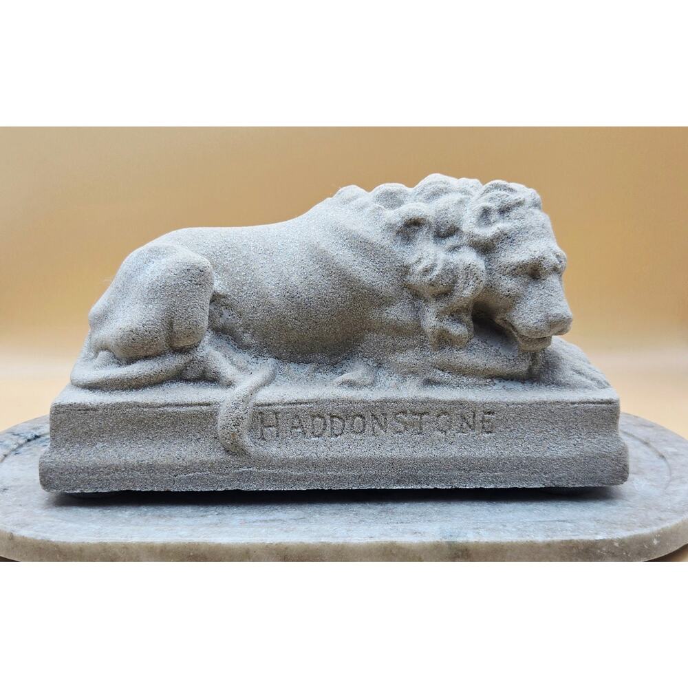 70'S HADDONSTONE LION CONCRETE CAST STONE GARDEN STATUE DOOR STOP MANTLE DECOR